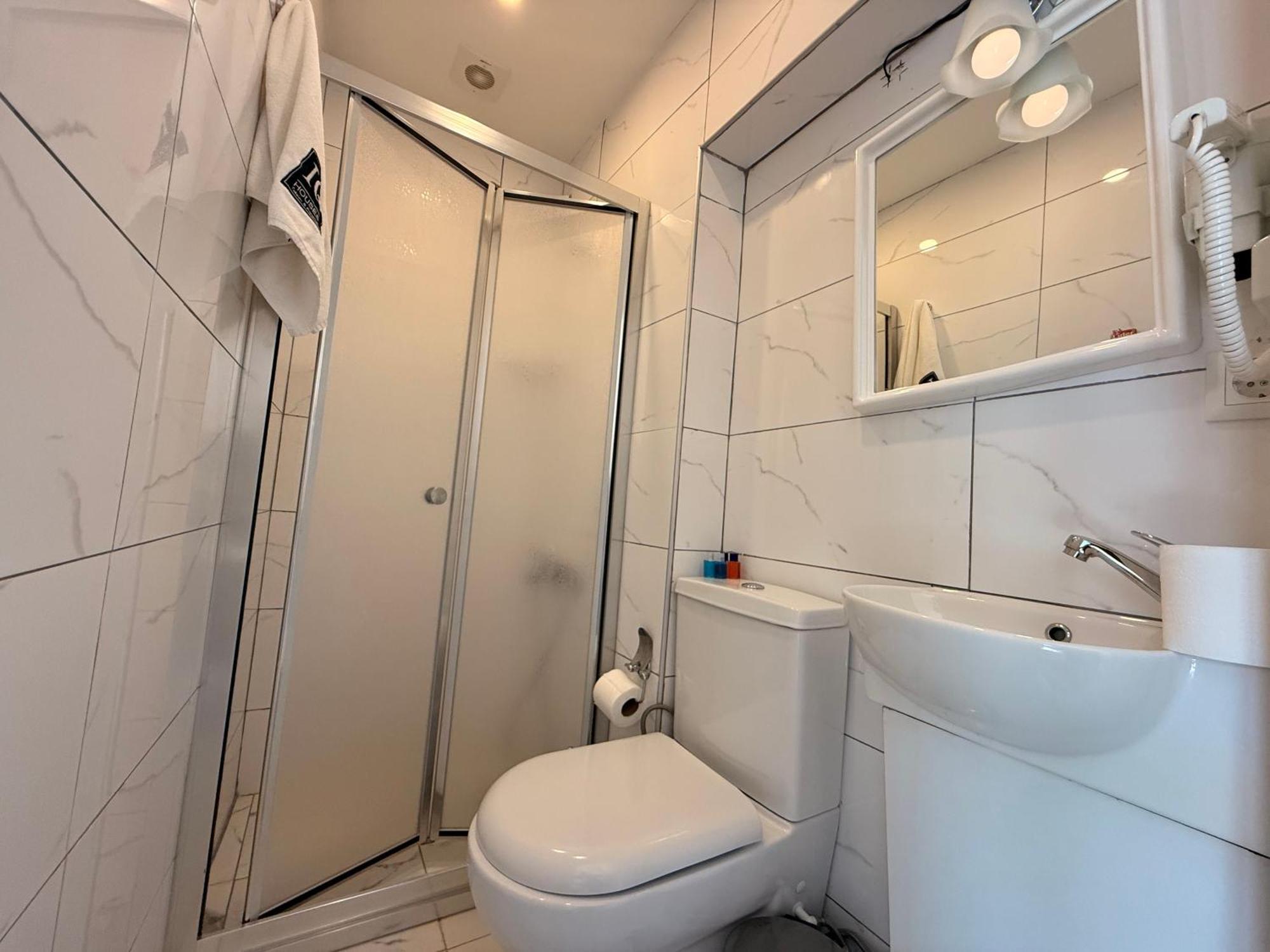 Iq Hotel Provincia di Provincia di Istanbul Esterno foto